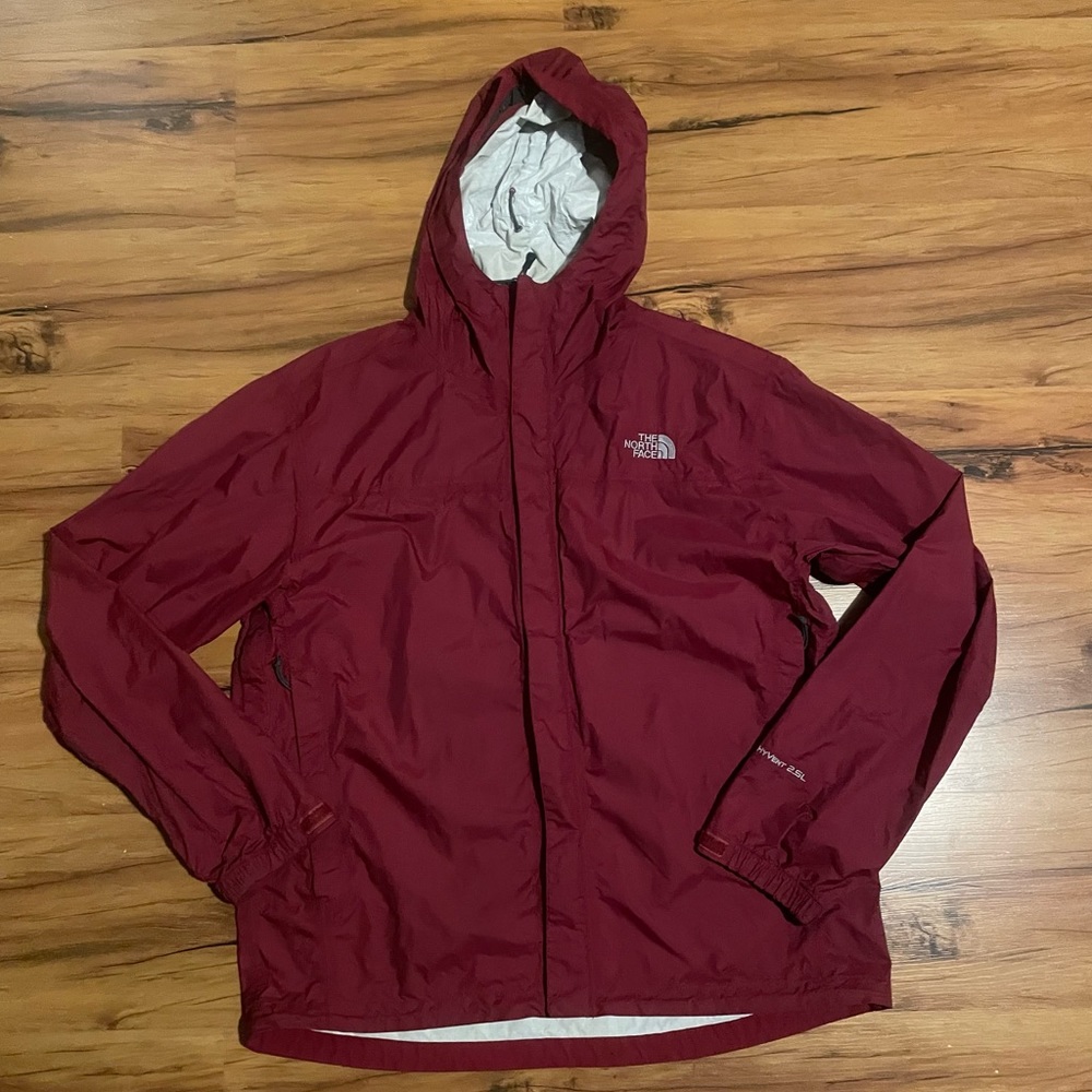 The North Face Hyvent 2.5L jacket